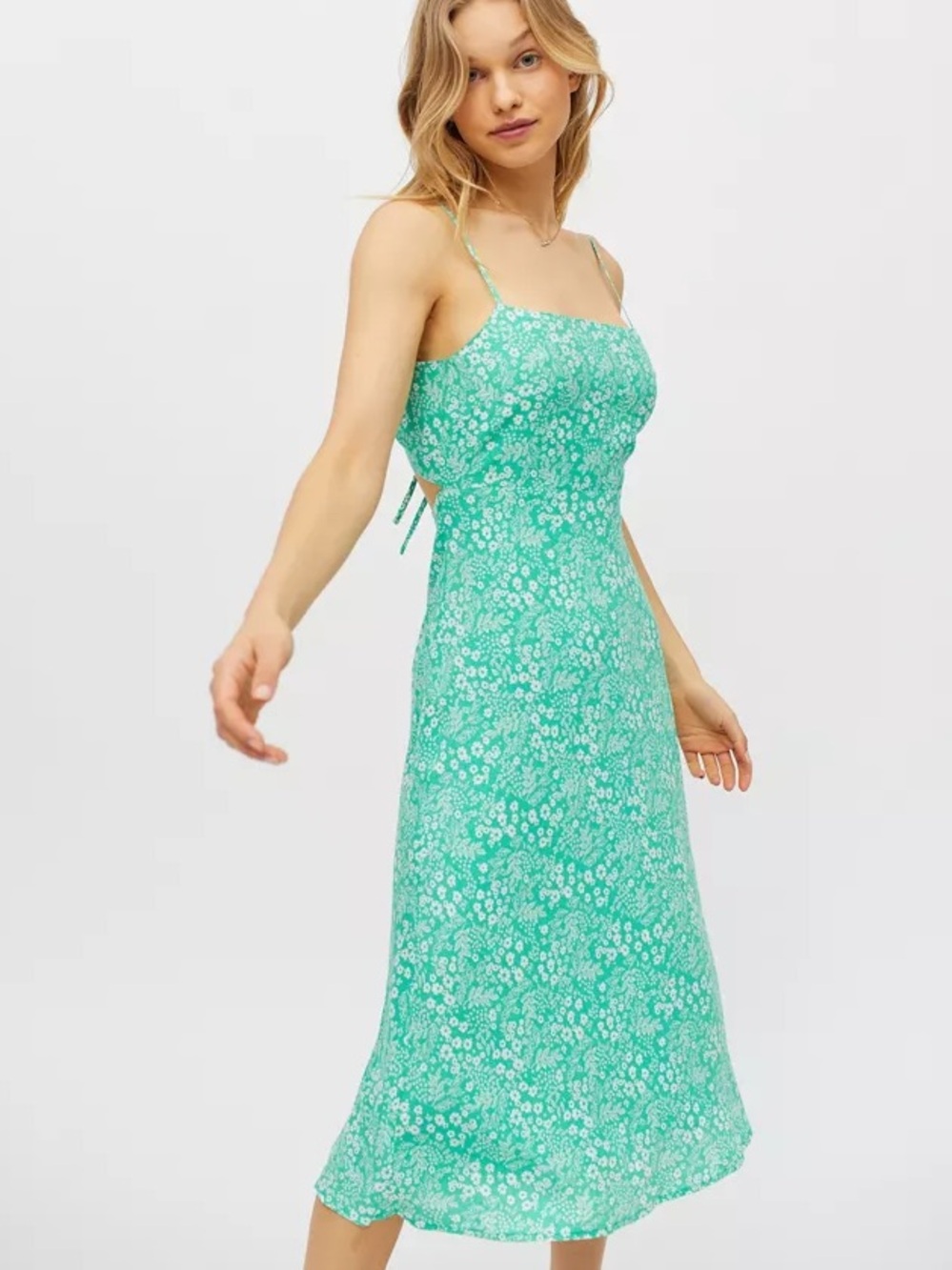 ASTR the Label Gabrielle Floral Cutout Midi Dress - Picture 2 of 11